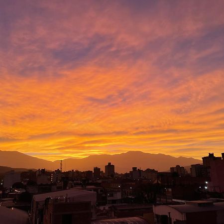 Departamento Centrico Con Estacionamiento Gratis Apartment San Salvador de Jujuy Bagian luar foto